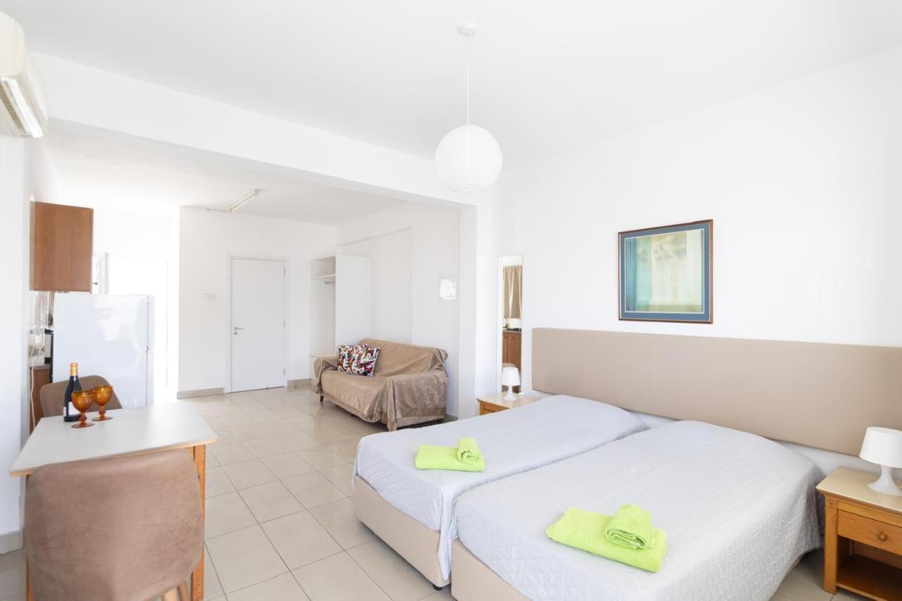 Christothea Apartments Agia Napa Zimmer foto